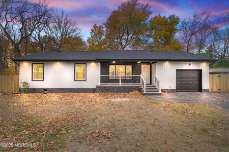 75 Ohio Avenue, Middletown, NJ 07748, USA