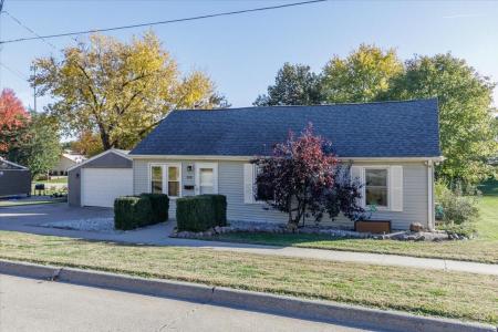 506 W Baker Street, Knoxville, アイオワ 50138, アメリカ合衆国