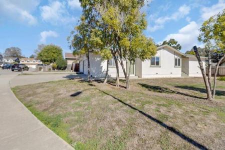 61 Faith Dr, Watsonville, California 95076