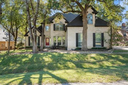 519 Runaway Bay Drive, Runaway Bay, Texas 76426, USA
