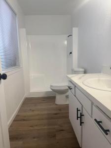 1709 S Noyes Street, Visalia, California 93277, Stati Uniti