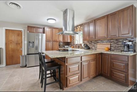 517 Grant Terrace, Taft, Californie 93268, États-Unis