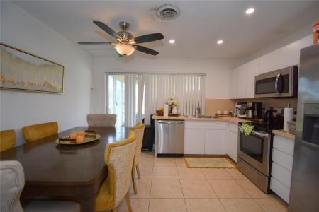 4804 NW 27th Ter, Fort Lauderdale, פלורידה 33309, ארצות הברית של אמריקה 
