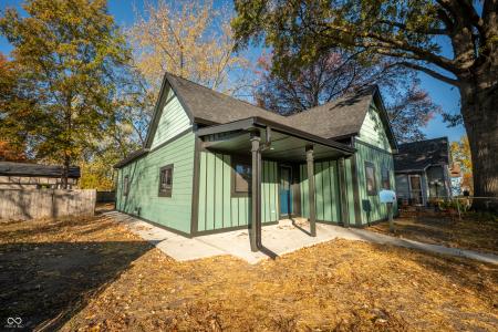 925 S 16th Street, Terre Haute, Indiana 47807