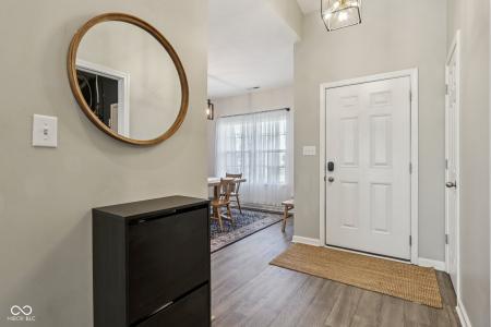 6819 W Wintergreen Court, Mccordsville, Indiana 46055