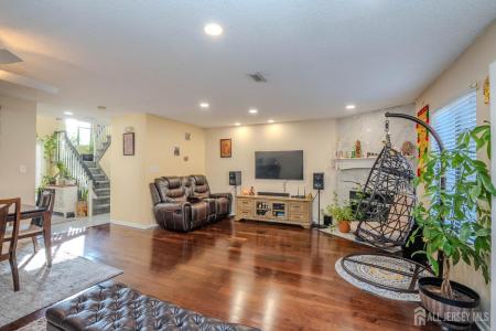 -58 Park Gate Drive, Edison, 新泽西州 08820, 美国