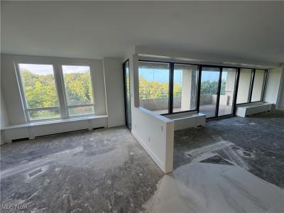 2 Bratenahl Place , 2D, Bratenahl, 俄亥俄州 44108, 美国