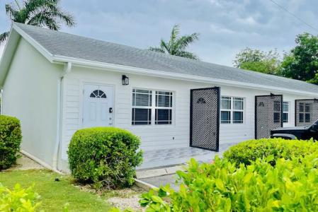 ONE BEDROOM CONDO WITH PRIVATE GARDEN (SANDSCAPE RESIDENCE), West Bay, Grand Cayman, Cayman Islands