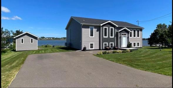 40 BAYSIDE ROAD, Summerside, 爱德华王子岛 C1N 4J9, 加拿大