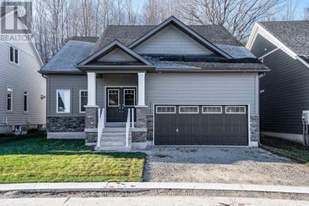 120 SCHOONERS LANE, Blue Mountains, Ontario N0H 2P0, Canada