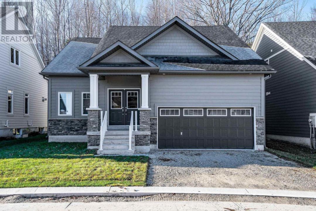 120 SCHOONERS LANE, Blue Mountains, Ontario N0H 2P0, Canada