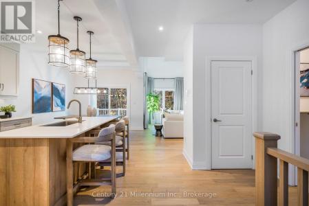 120 SCHOONERS LANE, Blue Mountains, Ontario N0H 2P0, Canada