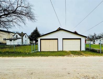 416 ROBINSON AVENUE, Selkirk, Manitoba R1A 1E3, Canadá