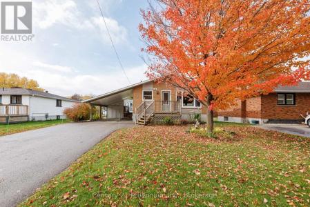 68 ALICE STREET, Collingwood, Ontario L9Y 3S1, Canadá