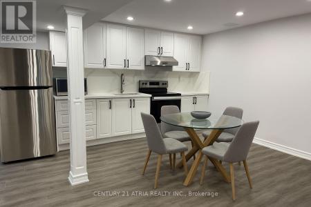 864 CARDINGTON STREET, Mississauga (east Credit), 安大略省 L5V 1Z7, 加拿大