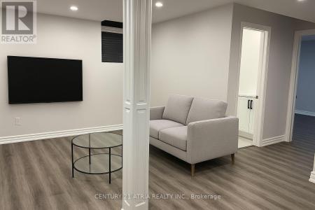 864 CARDINGTON STREET, Mississauga (east Credit), 安大略省 L5V 1Z7, 加拿大