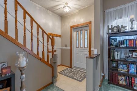 1210 5A AVENUE S, Lethbridge, Alberta T1J 0Y2, Canada