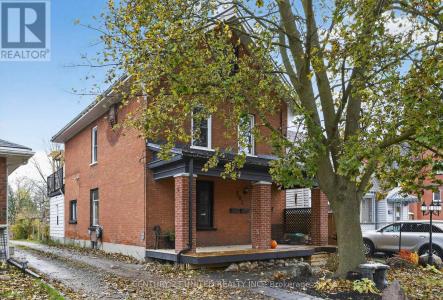 201 ROMAINE STREET, Peterborough (otonabee Ward 1), Ontario K9J 2C3, Canada