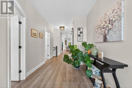 113 MACDONALD STREET, Lambton Shores (forest), Ontario N0N 1J0, Canada