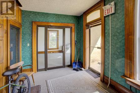 150 MILL STREET EAST, West Grey, 安大略省 N0G 1R0, 加拿大