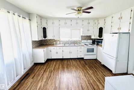 5317 51 AVENUE, St. Paul Town, 阿爾伯塔 T0A 3A1, 加拿大