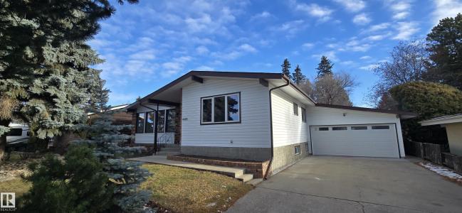 4405 52 STREET, Vegreville, Alberta T9C 1V1, Canada