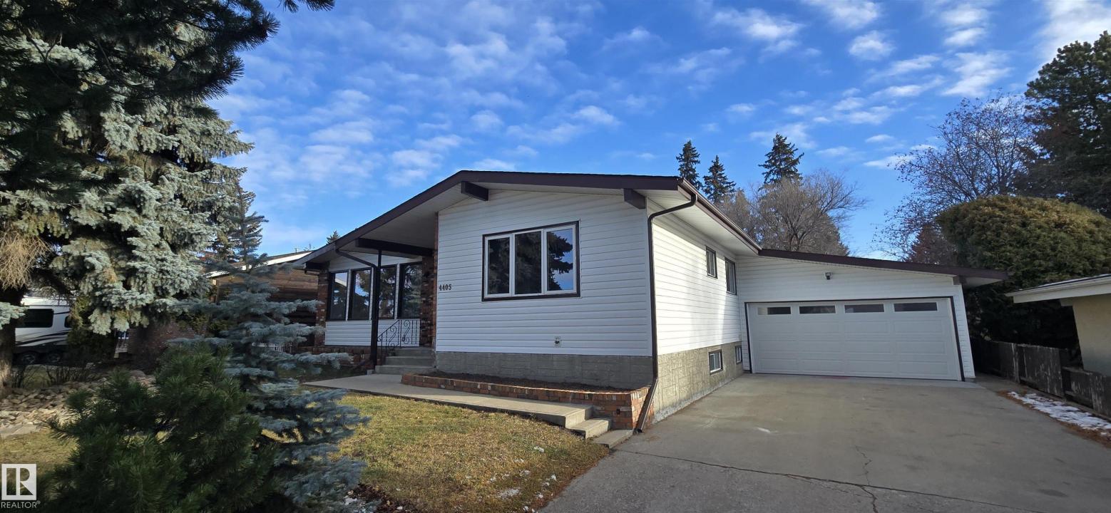 4405 52 STREET, Vegreville, Alberta T9C 1V1, Canada