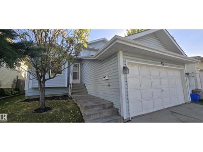 42 BLUEBERRY CR, Sherwood Park, Альберта T8H 1P6, Канада