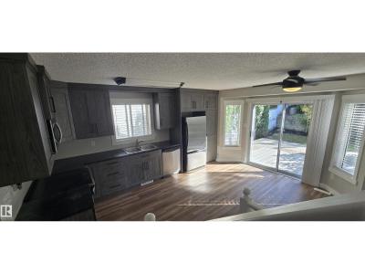 42 BLUEBERRY CR, Sherwood Park, 阿爾伯塔 T8H 1P6, 加拿大