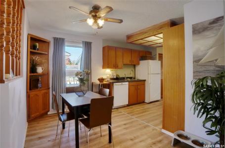 925 HALL STREET W, Moose Jaw, Saskatchewan S6H 2S3, Canadá