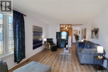 925 HALL STREET W, Moose Jaw, Saskatchewan S6H 2S3, Canadá