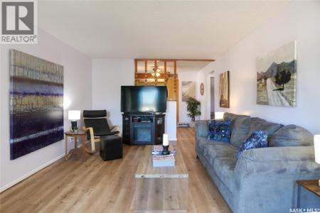 925 HALL STREET W, Moose Jaw, Saskatchewan S6H 2S3, Canadá