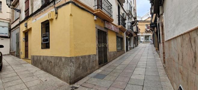 Cáceres, Extremadura 10003, Spain