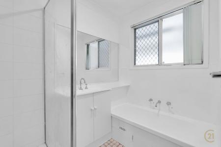 76 Carnarvon Street, Bow Bowing, NSW 2566, 澳洲