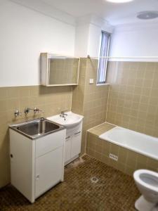 3/68 Chamberlain Street, Campbelltown, NSW 2560, Austrália