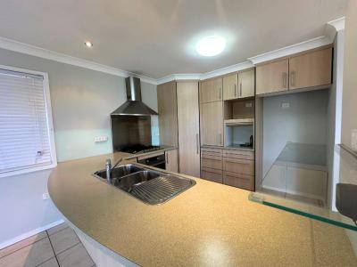 2/179 Wynnum Esplanade, Wynnum, QLD 4178, Austrália