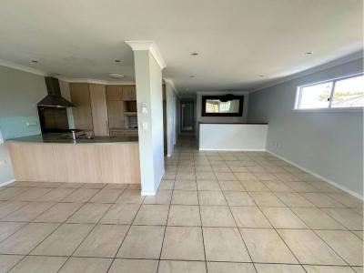 2/179 Wynnum Esplanade, Wynnum, QLD 4178, Austrália