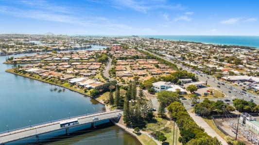 17/10 Melody Court, Warana, QLD 4575, Australia