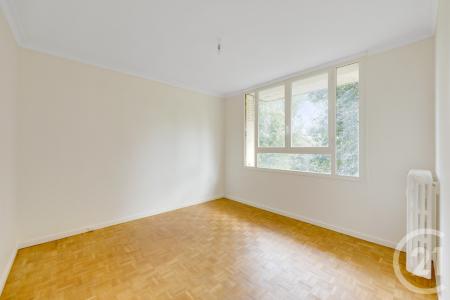 Chatillon, Île-de-France 92320, France