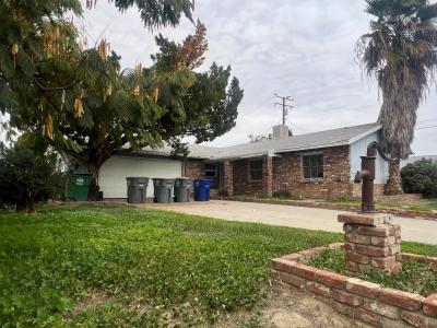 14106 Vista Drive, Armona, California 93202, USA