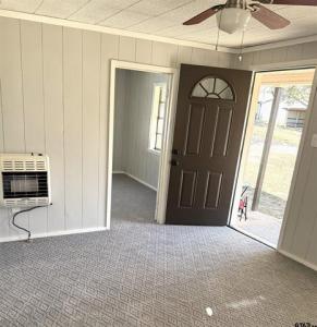 225 College Street, Roxton, Texas 75477