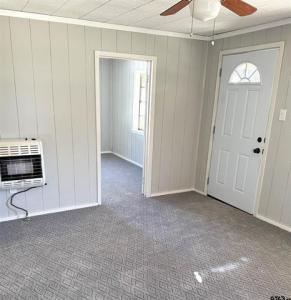 225 College Street, Roxton, Texas 75477