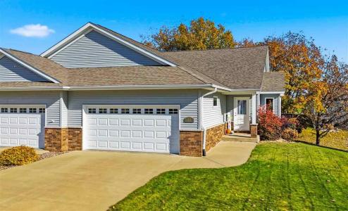 812 Croell Ave, Tiffin, Iowa 52340, USA