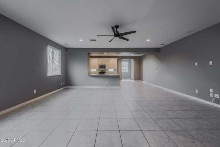 6348 W Warner st, Phoenix, 亚利桑纳州 85043, 美国