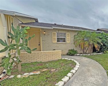 9509 Fieldview Cir #A, Thonotosassa, Florida 33592