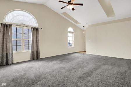 12622 Whisper Way, Fishers, אינדיאנה 46037, ארצות הברית של אמריקה 