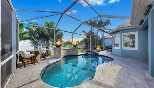 609 Manns Harbor Dr, Apollo Beach, Florida 33572