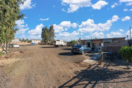 16252 Baseline Ave, Fontana, Калифорния 92336, Соединенные Штаты