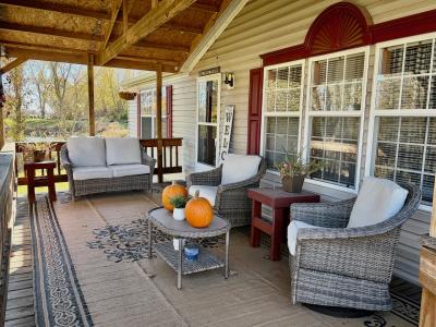 220 S. East St, Watson, Illinois 62473