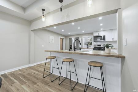 1024 Adams Street, Decatur, 인디아나 46733-1818, 미국